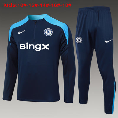Kids Chelsea Tracksuit 24/25 (6)