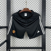 Manchester United Shorts 25/26 (2)