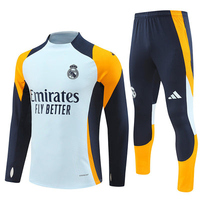 Real Madrid Tracksuit 24/25 (7)
