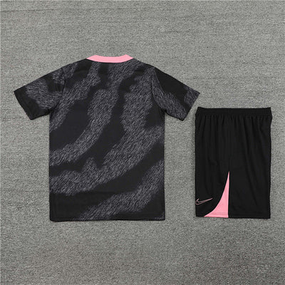 PSG Pre-Match Kit 24/25 (9)