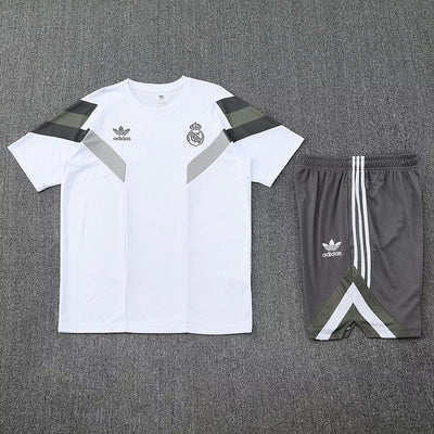 Real Madrid White Pre-Match Kit 25/26 (3)