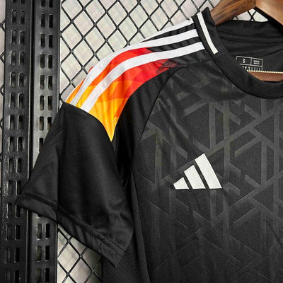 Maillot Allemagne Prématch 2024 (2)