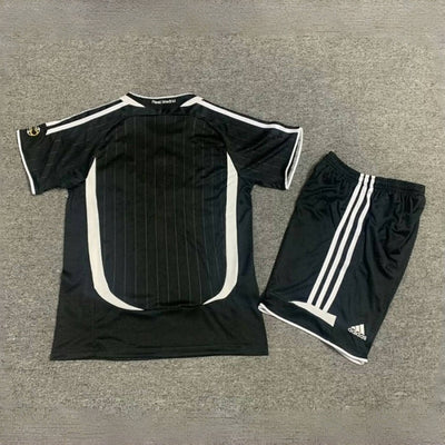 Real Madrid Away Kids Kit 06/07