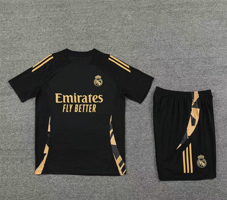 Maillot + short Real Madrid Noir & Or 24/25