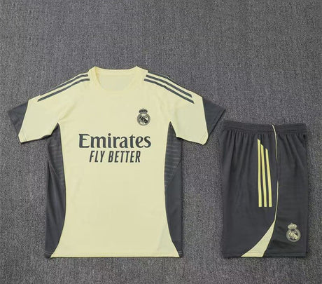 Maillot + short Real Madrid Jaune clair 25/26