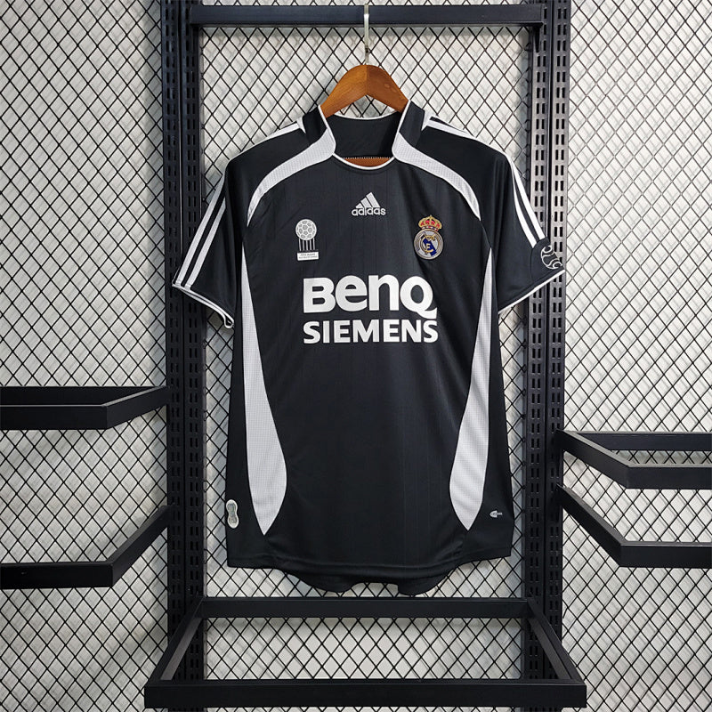 Maillot Real Madrid Extérieur Rétro 25/26