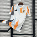 Maillot Real Madrid Prématch 24/25 (4)