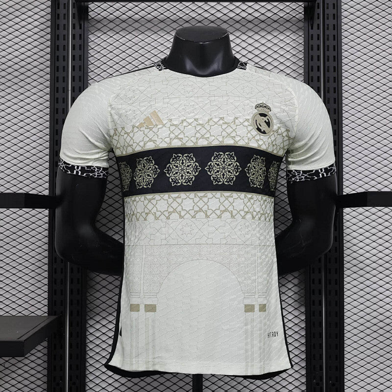 Maillot Real Madrid Blanc Player Version 24/25 (2)