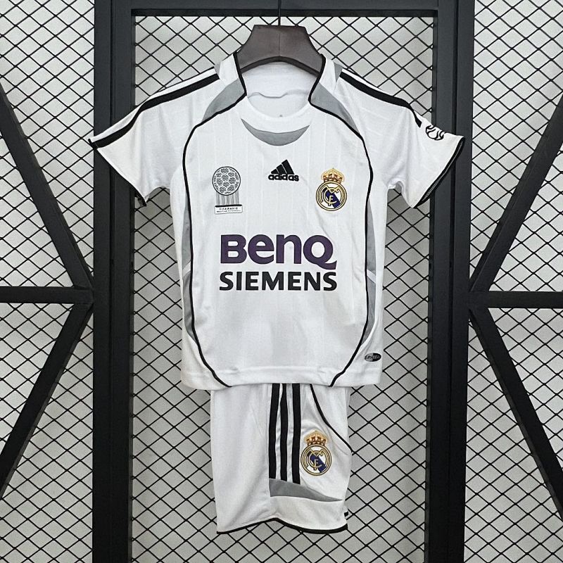 Ensemble Enfant Real Madrid Domicile 06/07