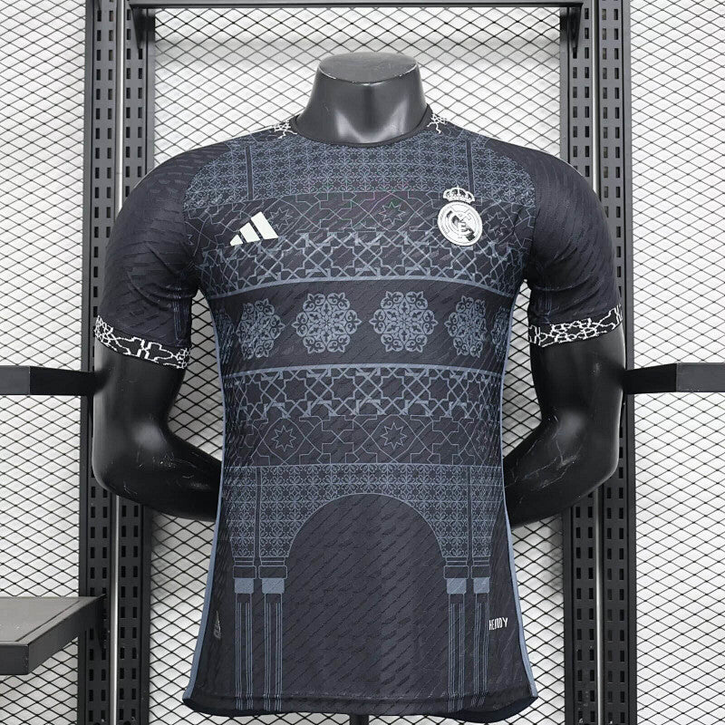 Maillot Real Madrid Noir Player Version 24/25 (3)