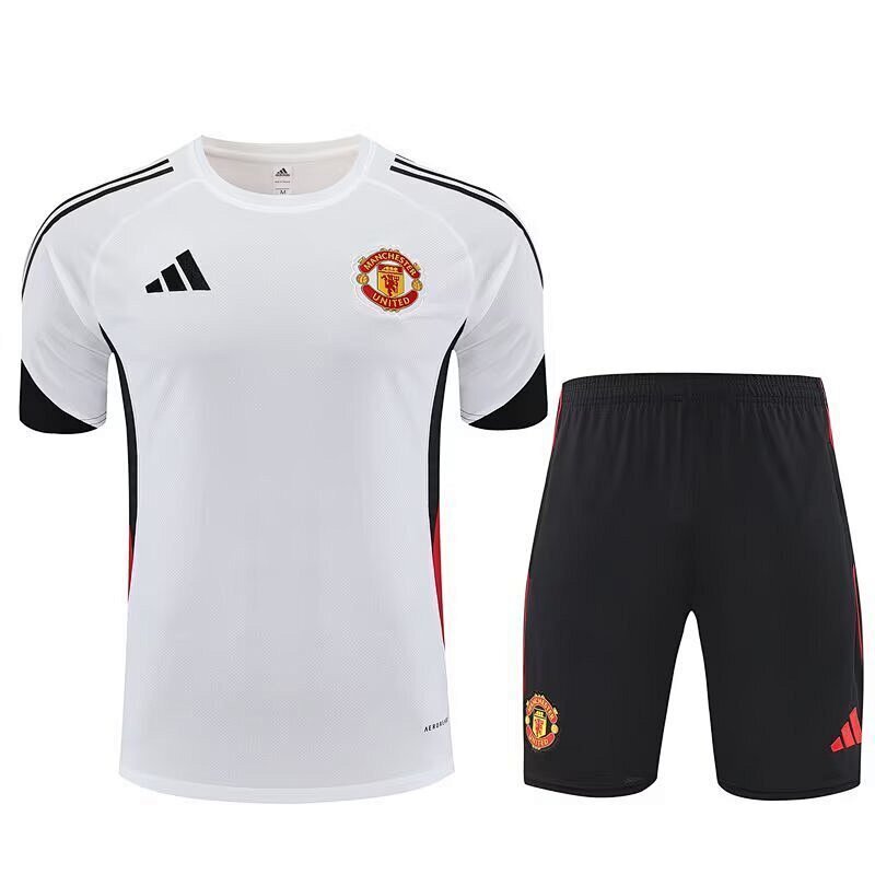 Ensemble Manchester United Blanc Prématch 25/26 (2)