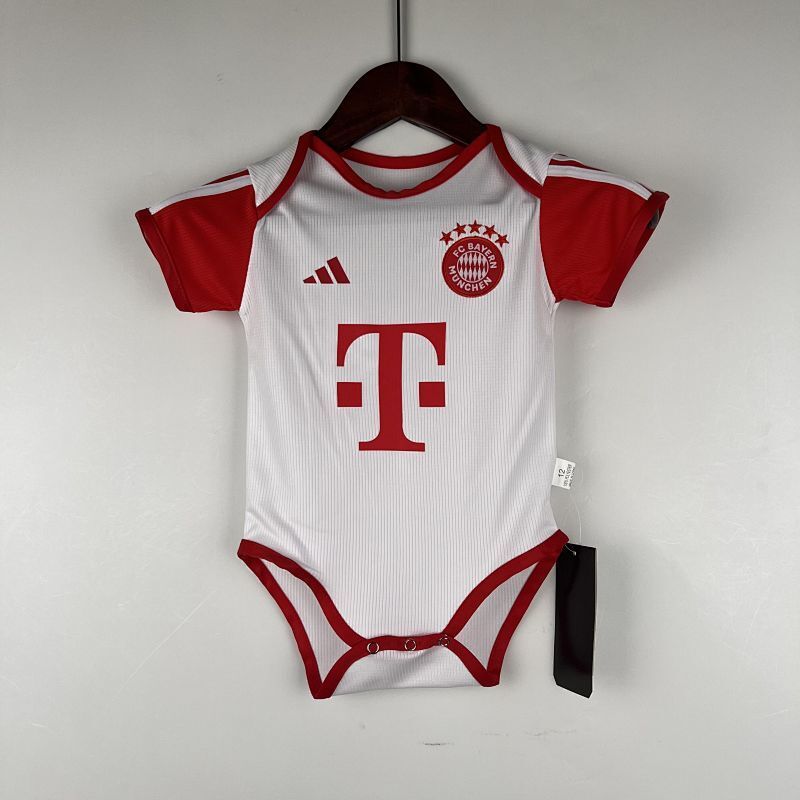 Ensemble Enfant Bayern Munich Domicile 23/24