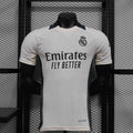 Maillot Real Madrid Prématch 24/25 (2)