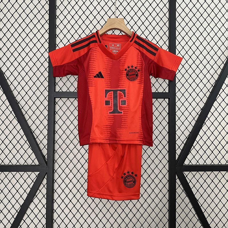 Ensemble Enfant Bayern Munich Domicile 24/25
