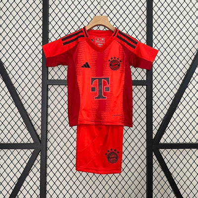 Ensemble Enfant Bayern Munich Domicile 24/25