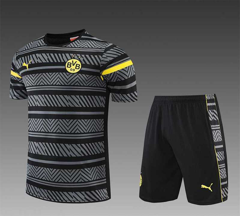 Conjunto Borussia Dortmund 22/23
