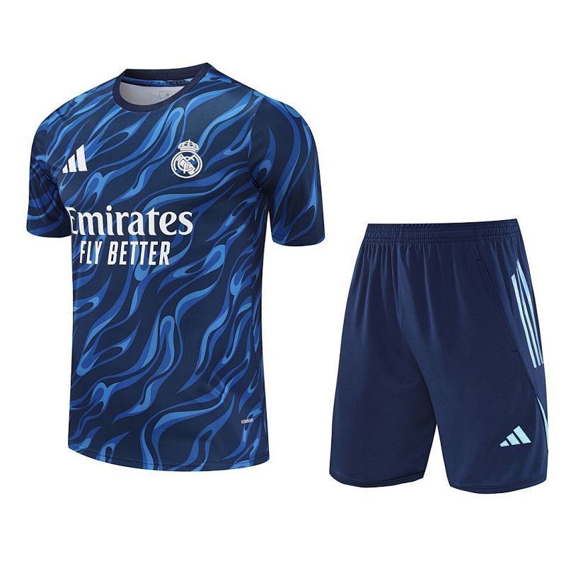 Ensemble Real Madrid Bleu Prématch 25/26