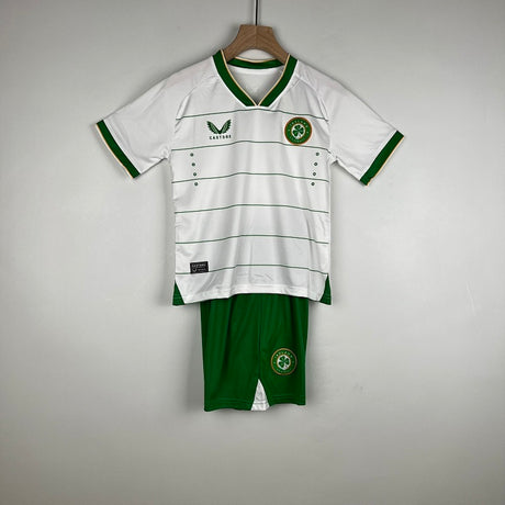 Ensemble Enfant Irlande Extérieur 2023