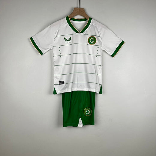 Ensemble Enfant Irlande Extérieur 2023