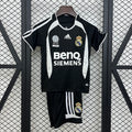 Ensemble Enfant Real Madrid Extérieur 06/07