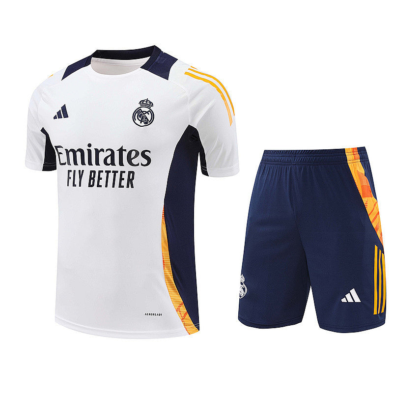 Ensemble Real Madrid Prématch 24/25 (15)