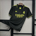 Maillot Real Madrid Noir 24/25 (3)
