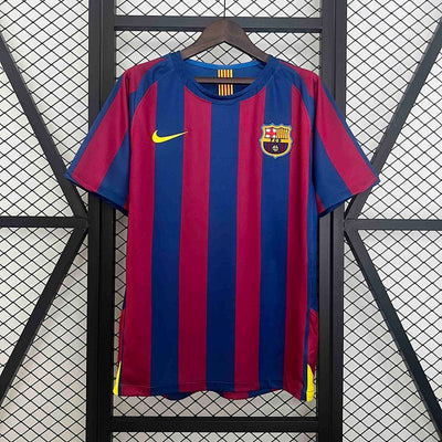 Maillot FC Barcelone Domicile Rétro 05/06