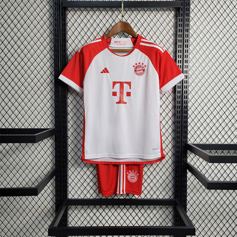 Ensemble Enfant Bayern Munich Domicile 23/24