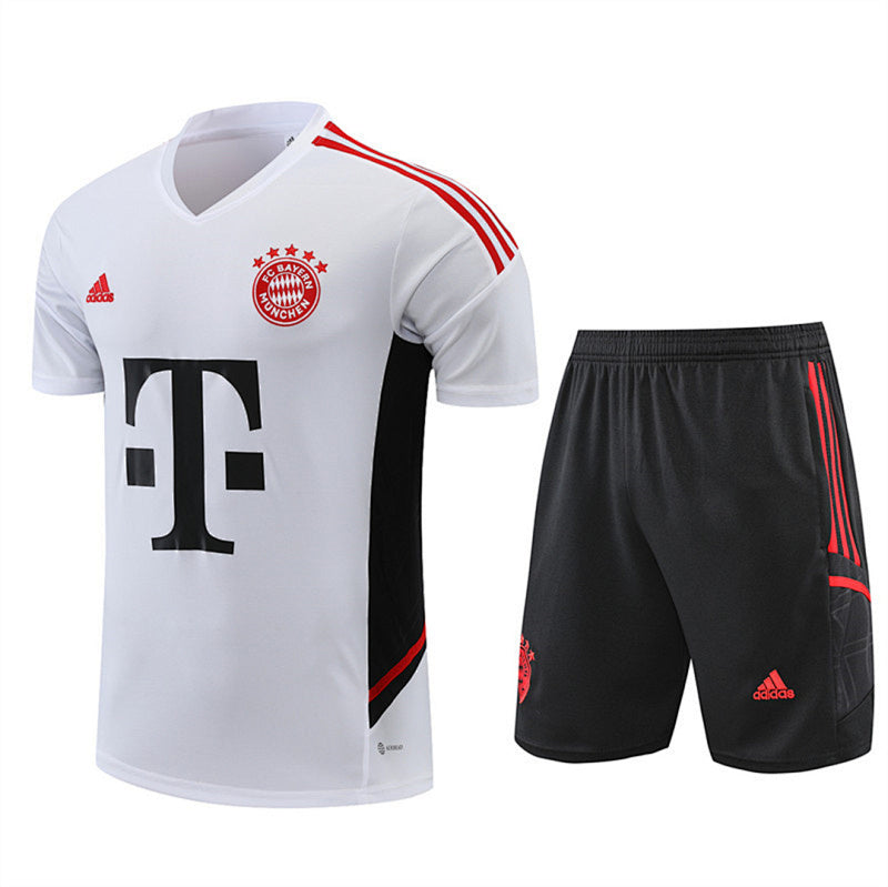 Ensemble Bayern Munich Blanc Prématch 22/23