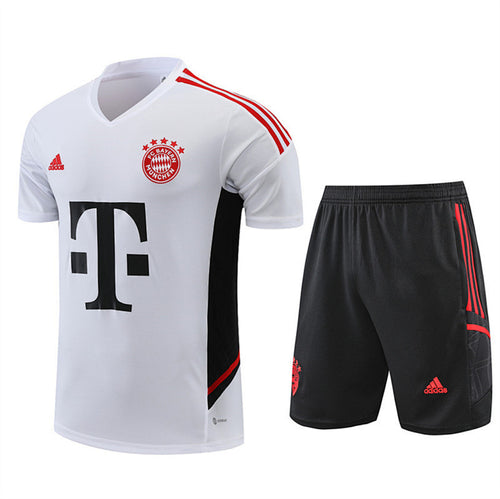 Ensemble Bayern Munich Blanc Prématch 22/23