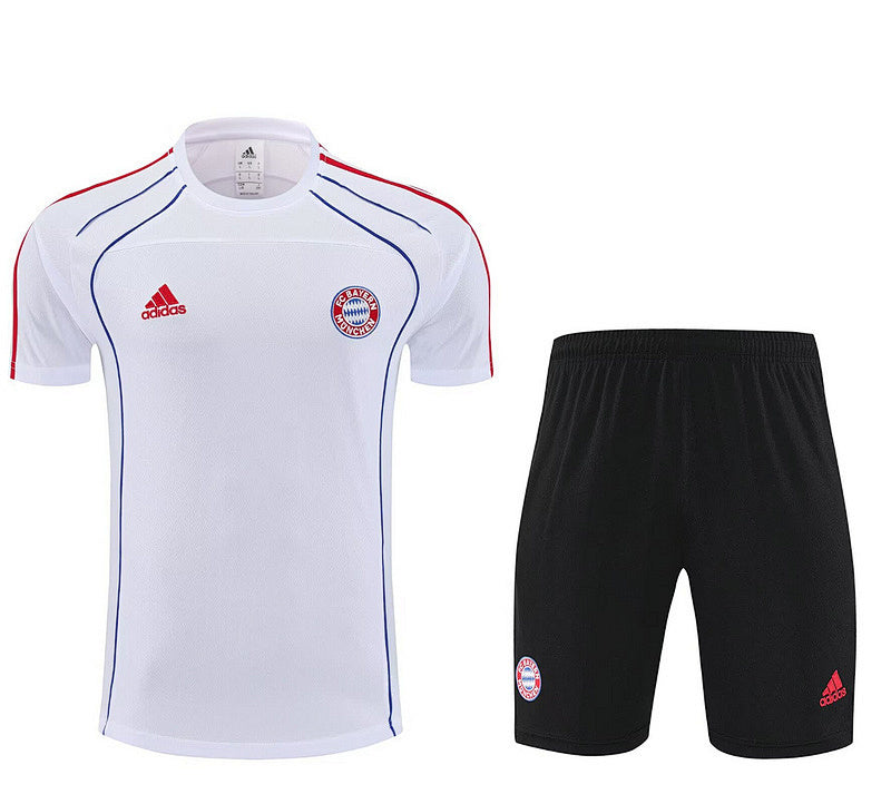 Ensemble Bayern Munich Blanc Prématch 25/26 (2)