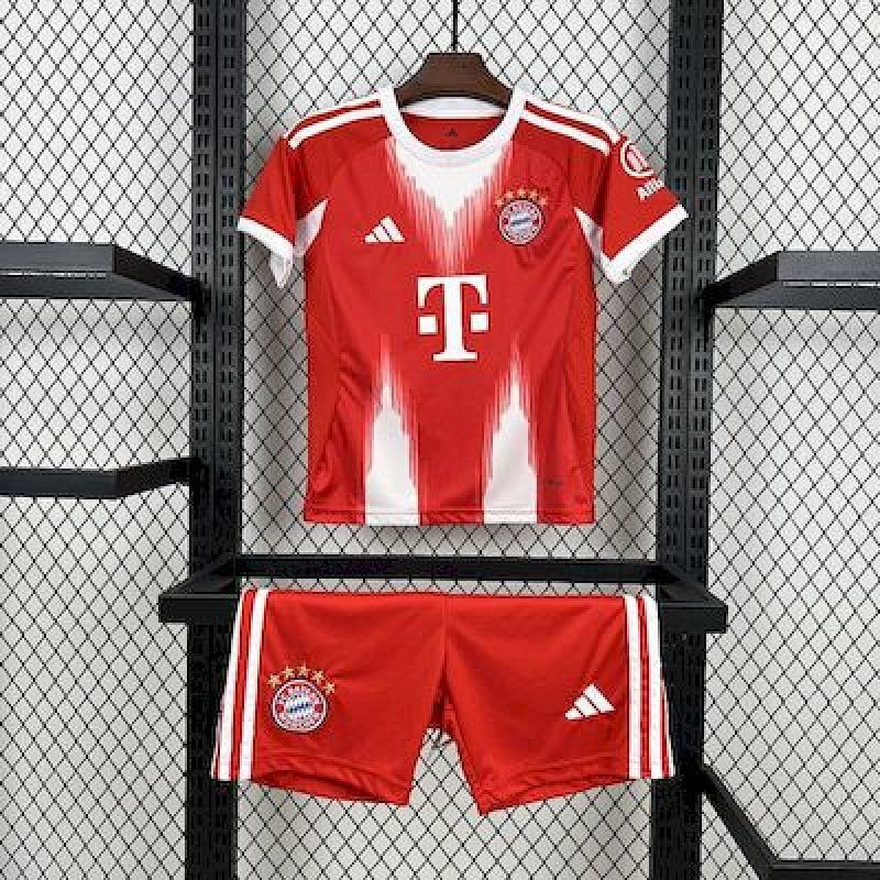 Ensemble Enfant Bayern Munich Domicile 25/26