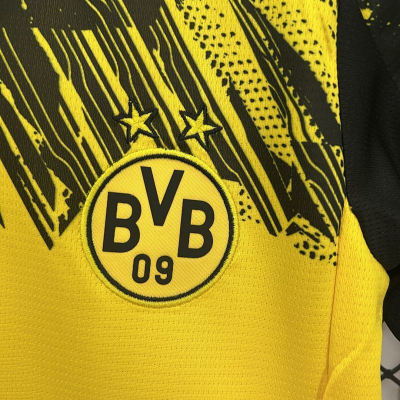 Conjunto Borussia Dortmund Niño 25/26