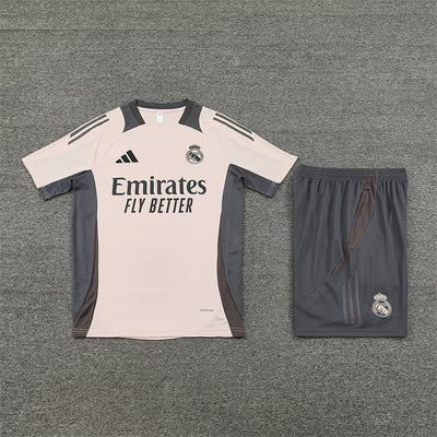 Ensemble Real Madrid Prématch 24/25 (2)