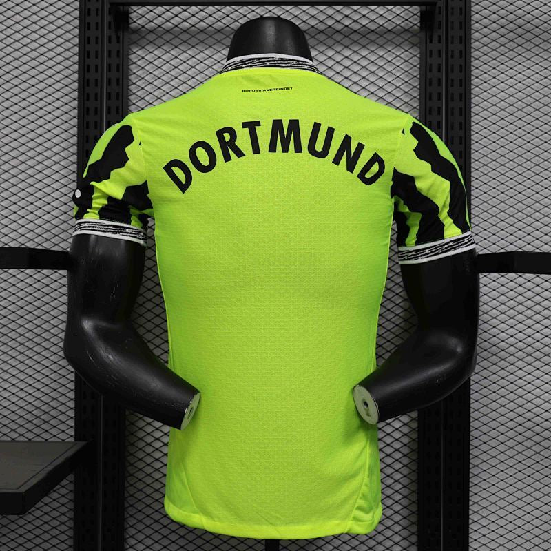 Camiseta Borussia Dortmund Verde Versión Player 25/26