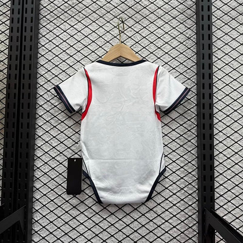 Conjunto Niño Inglaterra Baby Local 2026