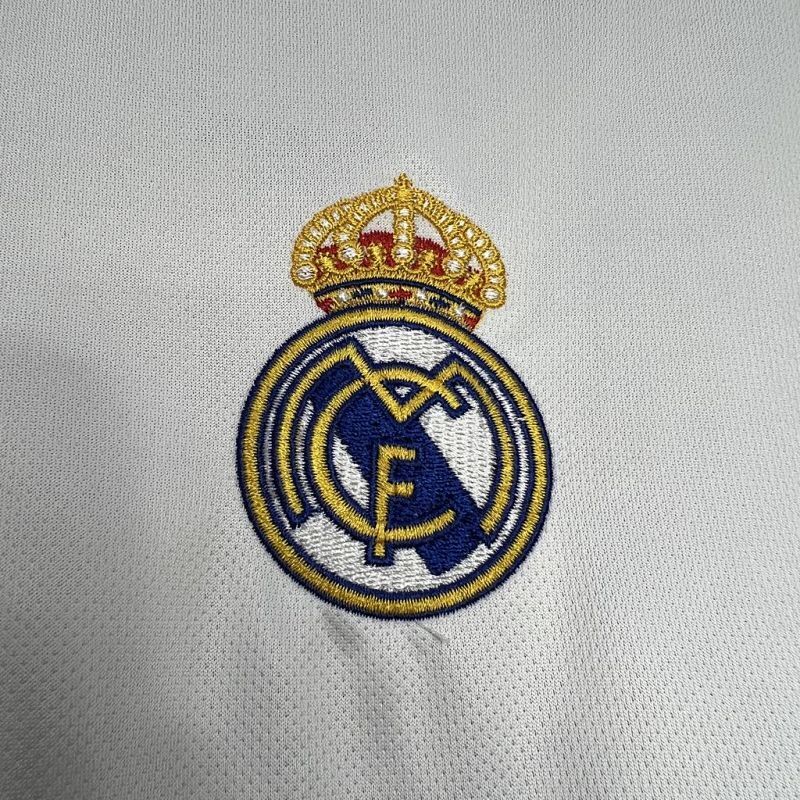 Real Madrid Jersey 24/25 (6)
