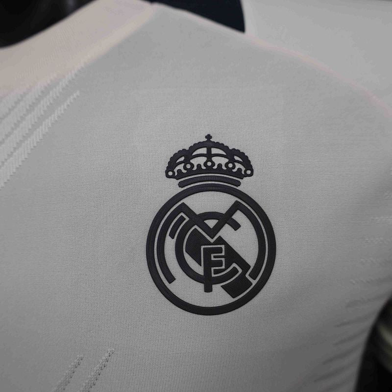 Real Madrid Pre-Match Jersey 24/25 (2)