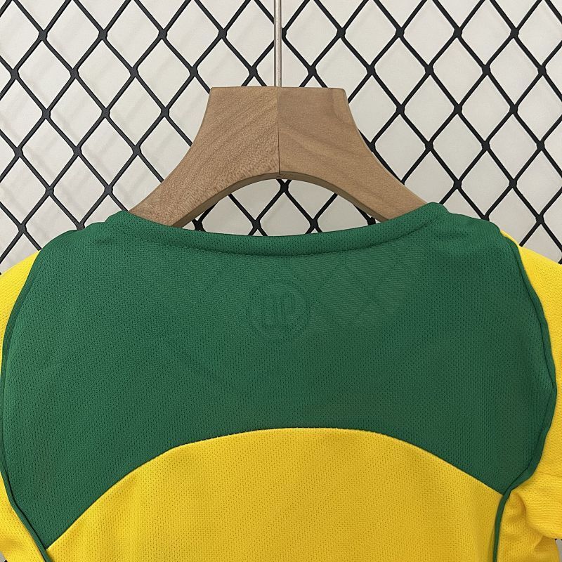 Brazil Home Kids Kit 2004
