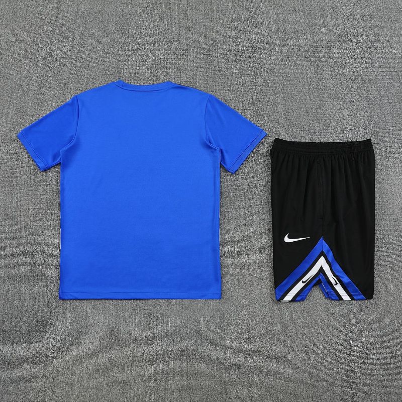 Ensemble Inter Milan Bleu Prématch 25/26 (2)