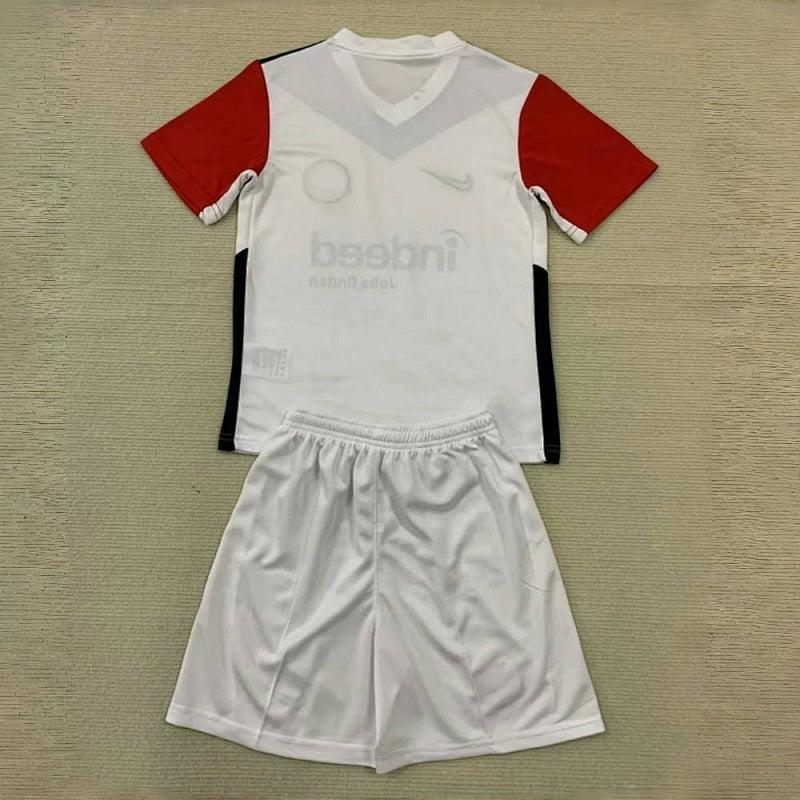 Ensemble Enfant Eintracht Francfort Domicile 24/25