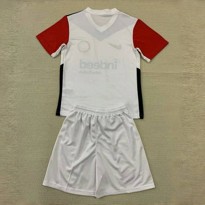 Ensemble Enfant Eintracht Francfort Domicile 24/25