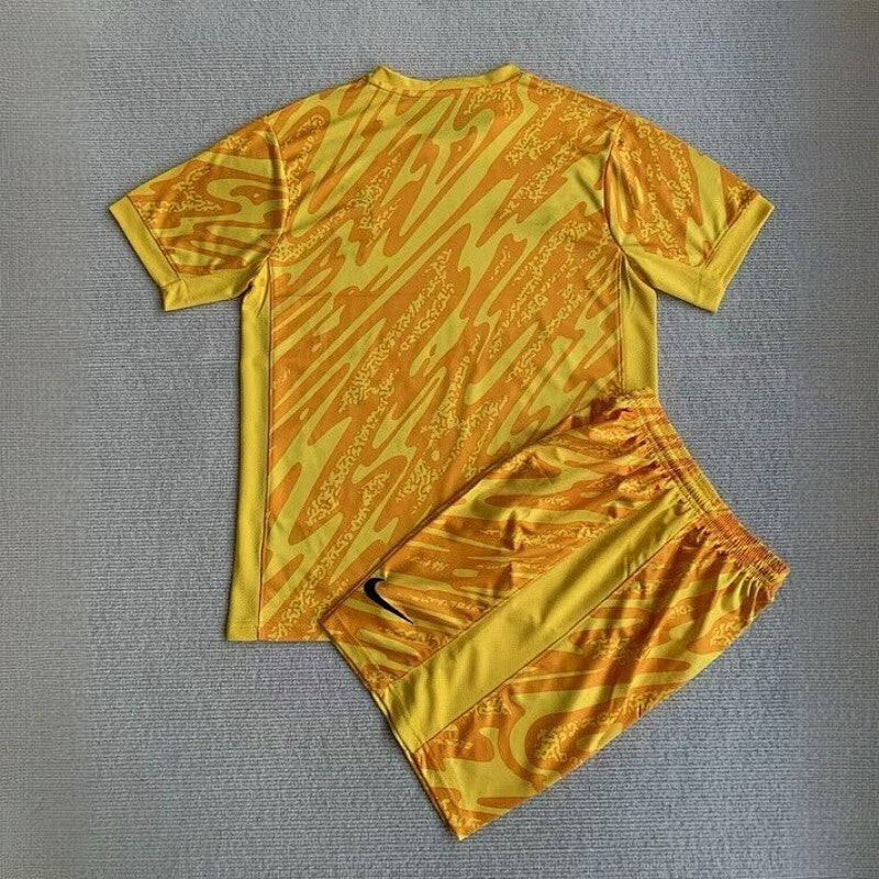 Ensemble Enfant France Yellow Adults Gardien 25/26