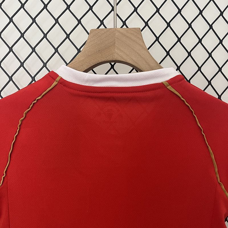 Conjunto Niño Manchester United Local 06/07