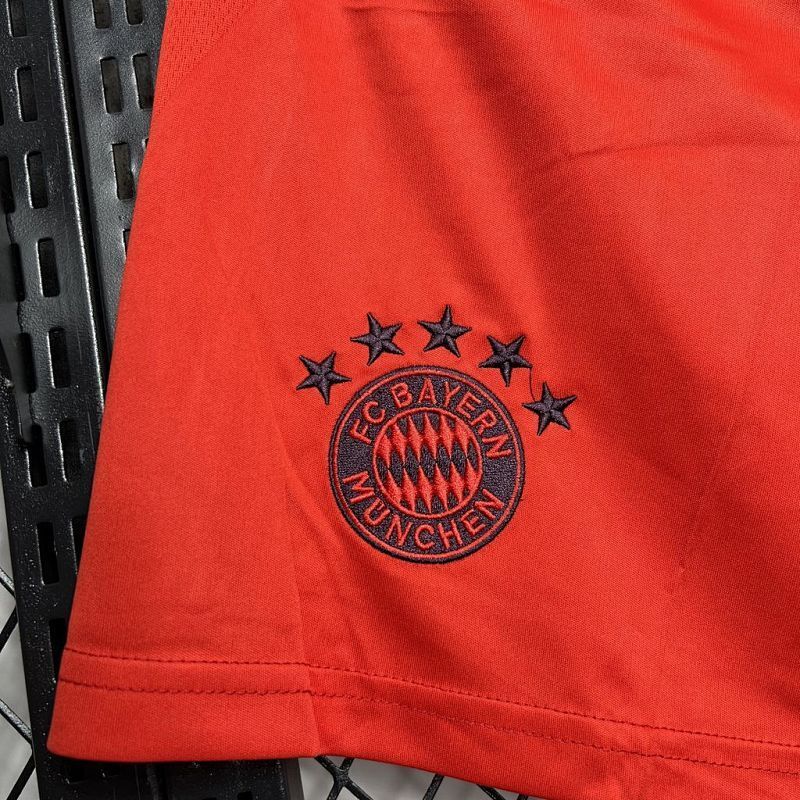 Pantalón Corto Bayern Múnich 24/25