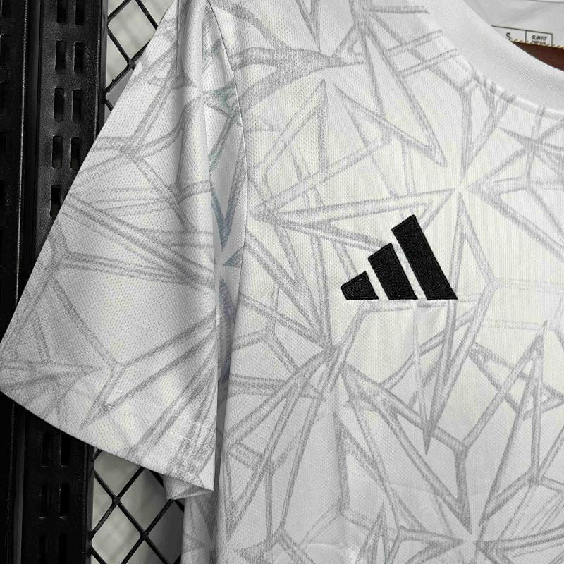Camiseta Real Madrid Pre-Partido 24/25