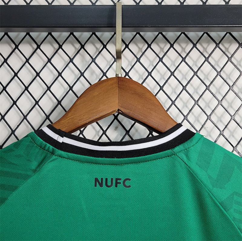 Ensemble Enfant Newcastle Extérieur 23/24