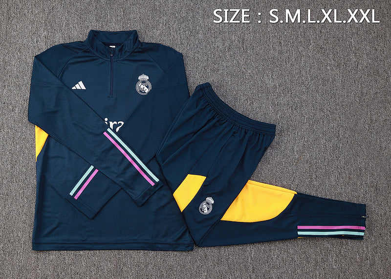 Survêtement Real Madrid Marine 23/24 (5)
