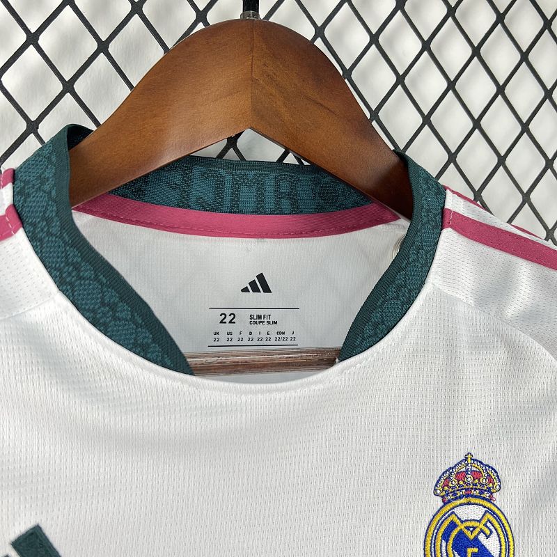 Ensemble Enfant Real Madrid Domicile 26/27