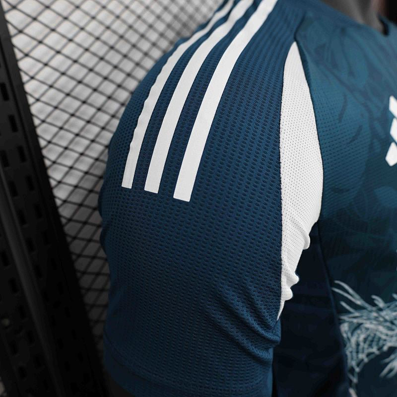 Camiseta Real Madrid Azul Versión Player 24/25